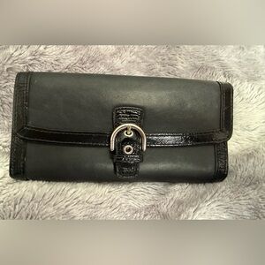 Coach Vintage Soho Black Leather Buckle Trifold Wallet GUC